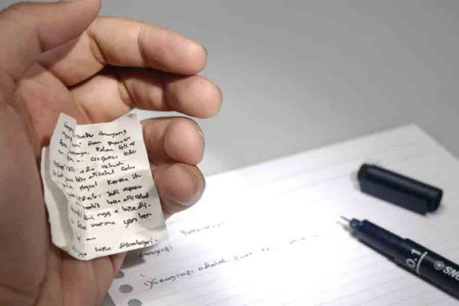 Can Moodle Detect Cheating?